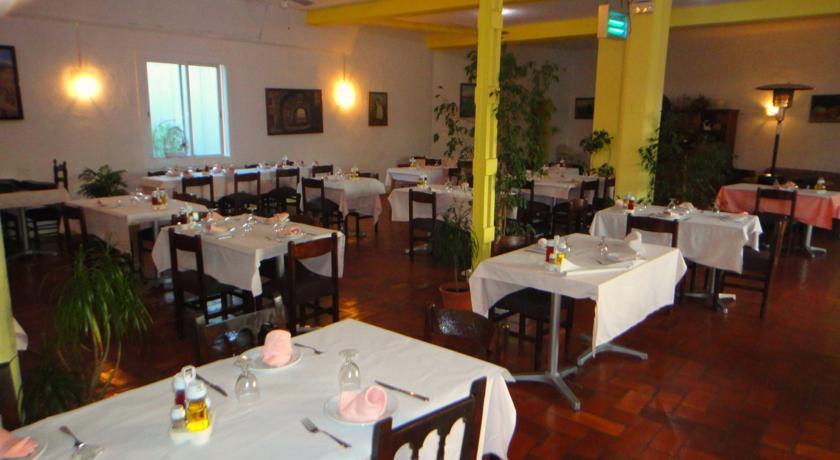 Гостевой дом Pensió Restaurant Llança