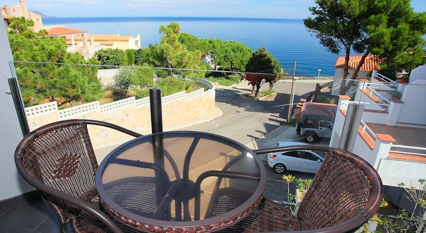 Апартаменты Holiday home Casa El Cubito Llança