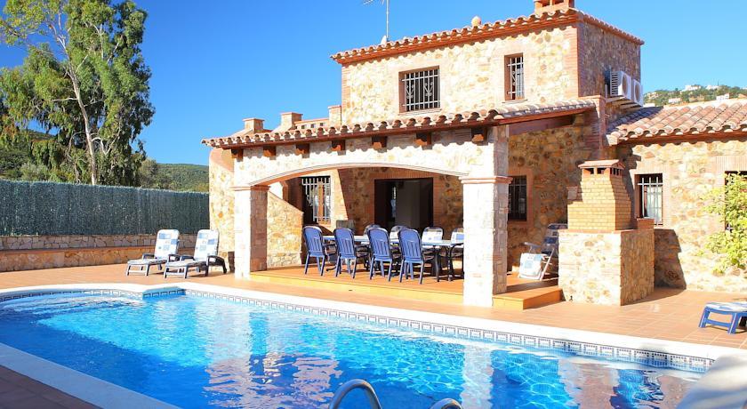 Апартаменты Holiday Home Cabanyes B2 Calonge