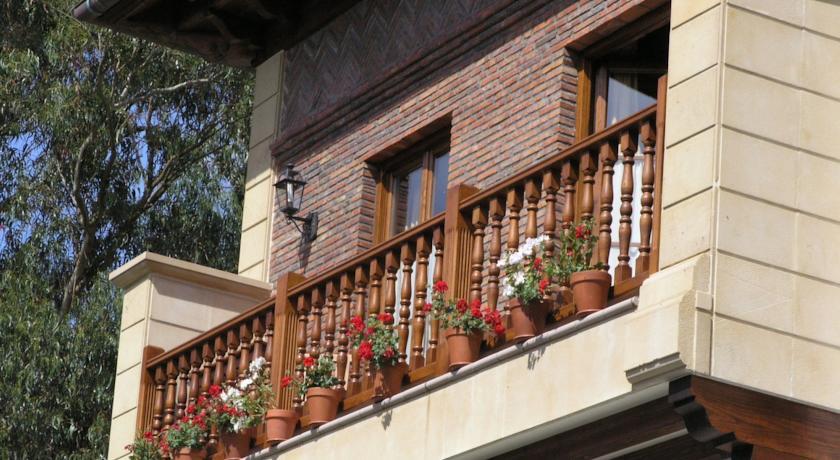 Отель Hotel Posada La Robleda