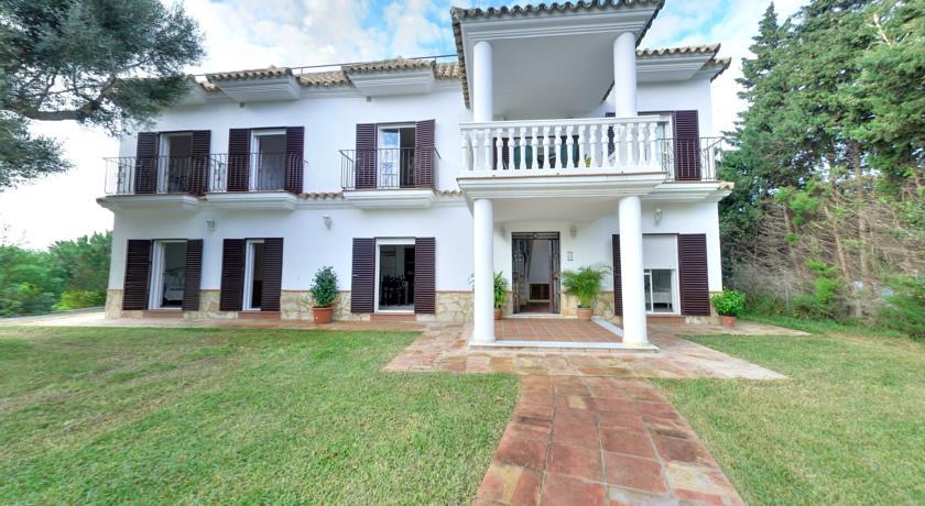 Апартаменты Apartamentos Costa Trafalgar