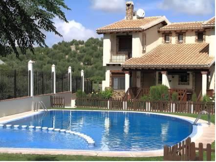 Отель Holiday Home Vista Castillo Casa 8 Luque