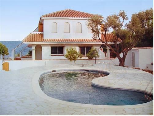Отель Holiday home Urb Martinenca Alcanar