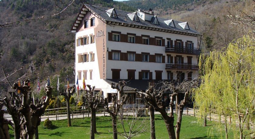 Гостевой дом Hostal Les Fonts