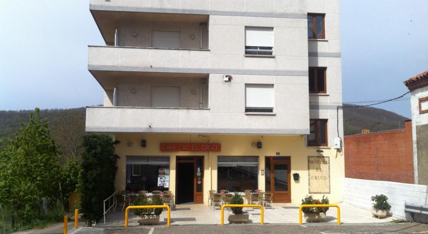 Отель Hostal El Cruce