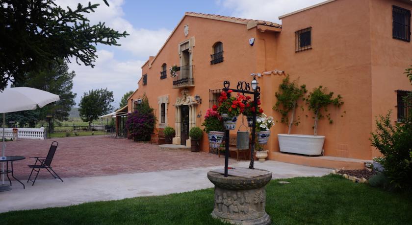 Отель Hotel Mas El Cuquello
