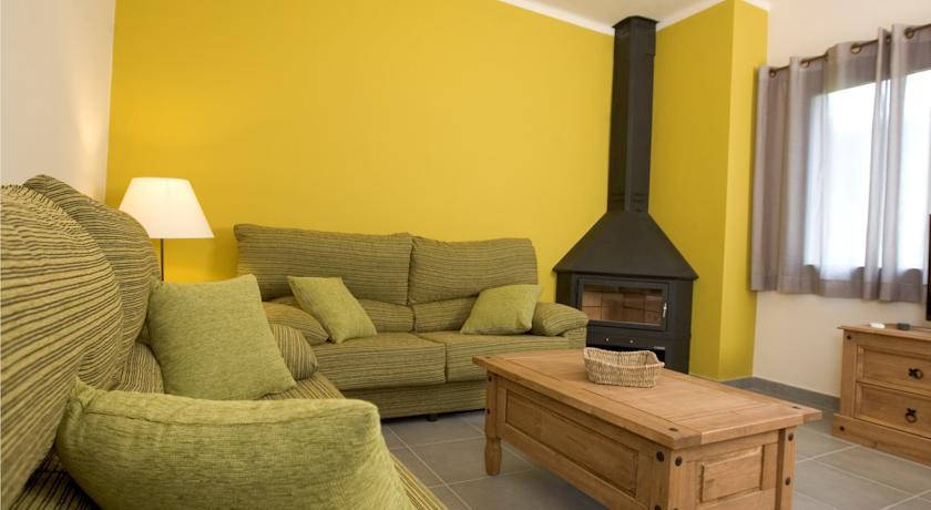Апартаменты Apartaments Rural Montseny
