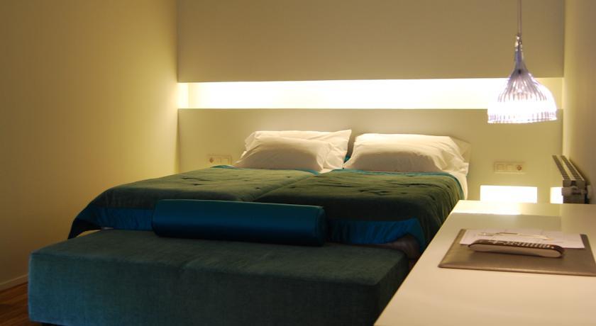 Отель Hotel Spa Laromana