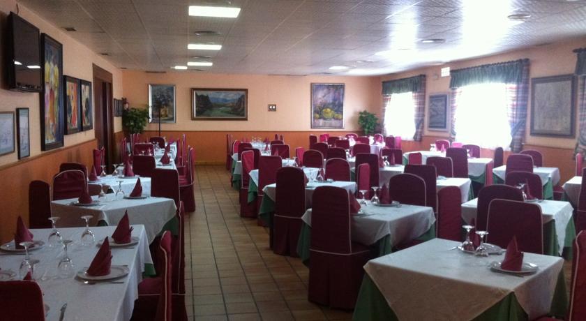 Отель Hotel Mesón del Moro