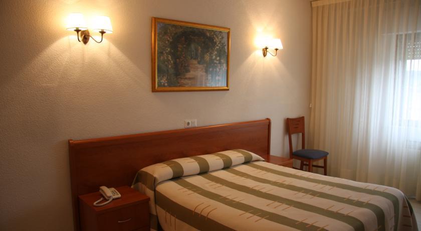 Отель Hotel Alameda