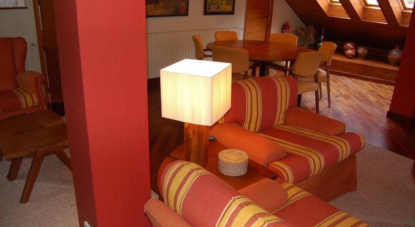 Отель Hotel Vall Ferrera