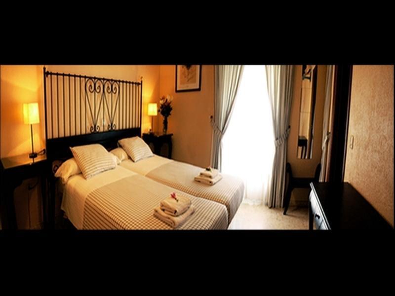 Гостевой дом Hostal Trafalgar Barbate