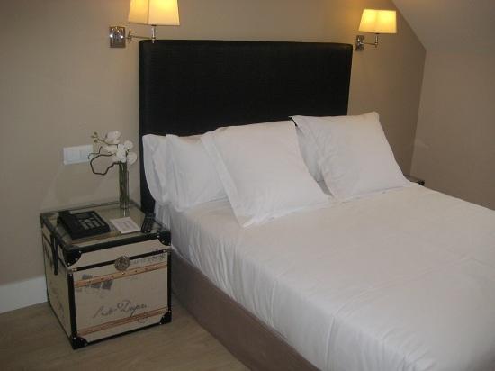 Отель Hotel Altora