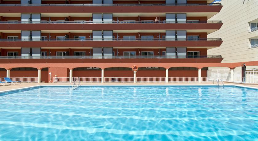 Апартаменты Apartamentos Sallés Beach