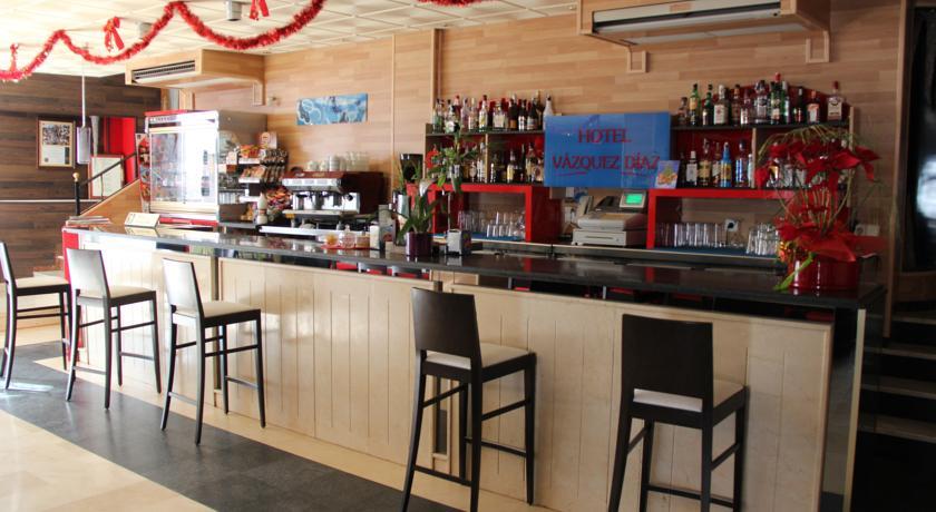 Отель Hotel Vazquez Diaz