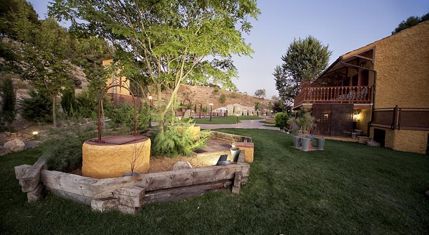 Отель Hostal Rural La Cervalera