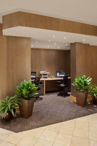 Отель Hilton Akron/Fairlawn