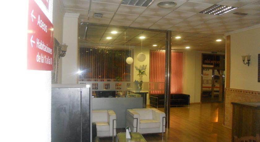 Отель Hotel Julián