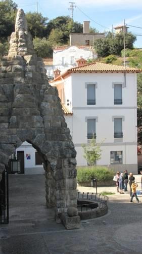 Апартаменты Apartamentos Fuente en Segures