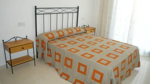 Апартаменты Apartamentos Cargador Beach 3000