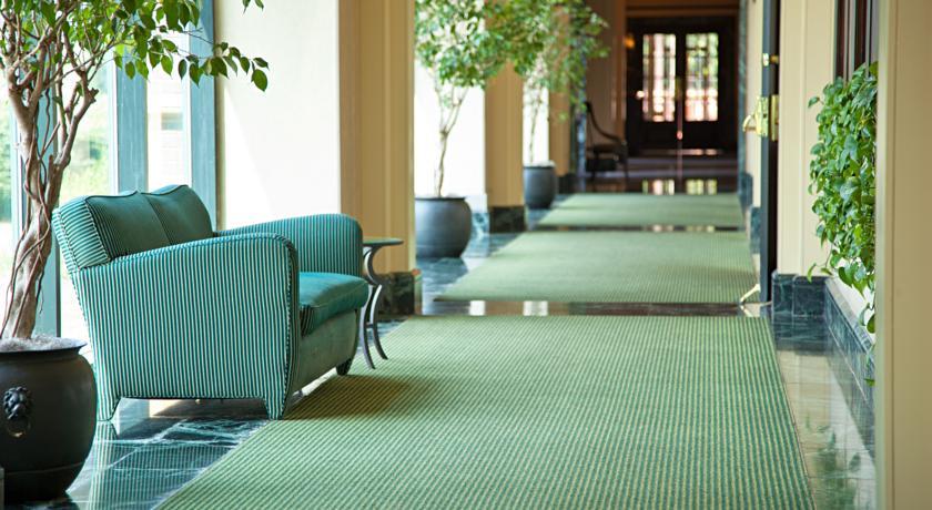 Отель Hilton Atlanta Northeast