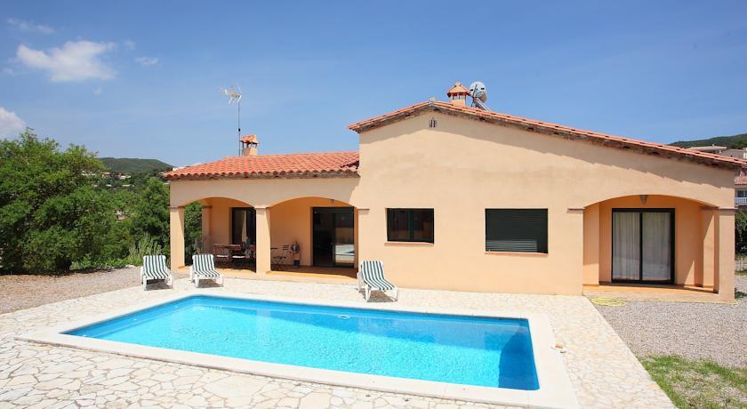 Апартаменты Holiday home Mas Pere Calonge