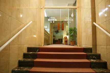 Отель Hotel Goya