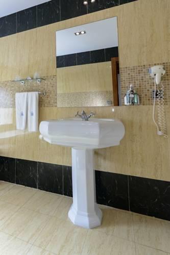 Отель Hotel La Barrosa