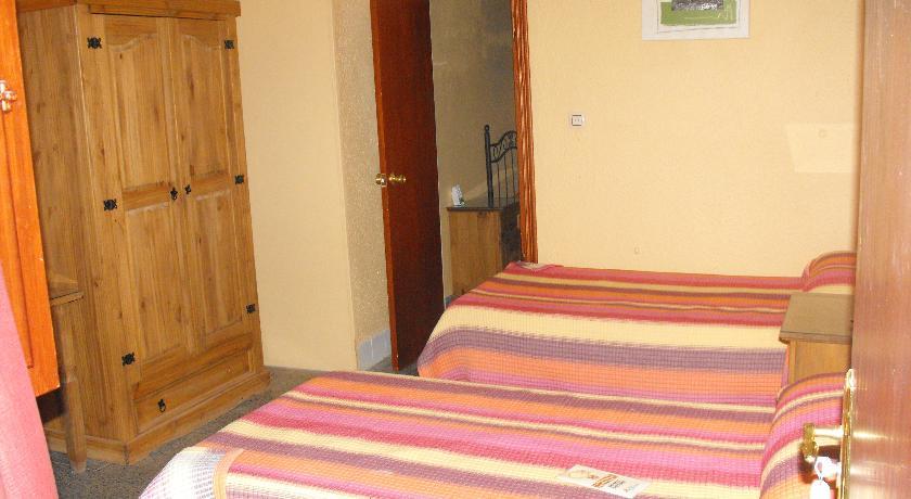Гостевой дом Hostal Mediterraneo