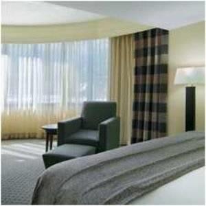 Отель Hilton Charlotte Executive Park