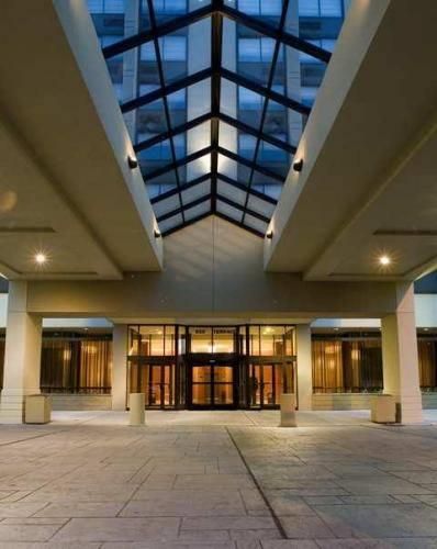 Отель Hilton Hasbrouck Heights-Meadowlands