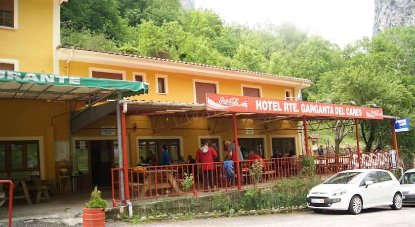 Отель Hotel Garganta del Cares