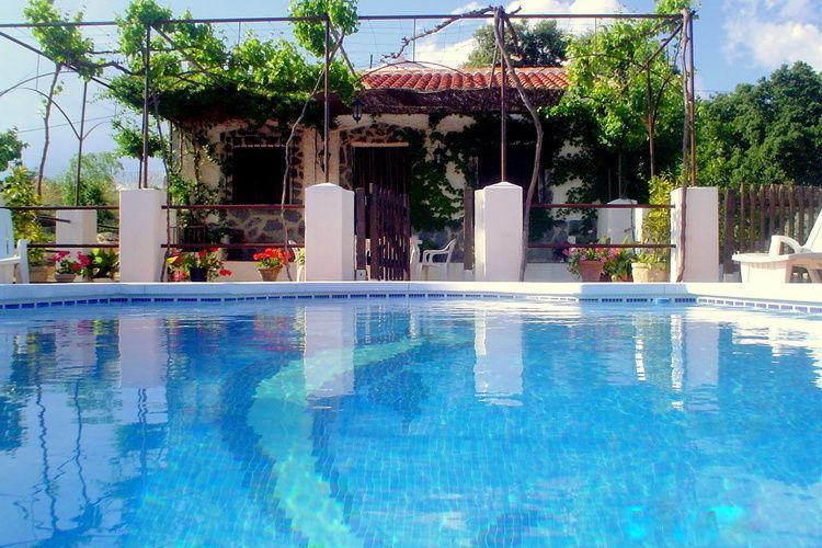 Апартаменты Holiday Home Olla De Graos Loja