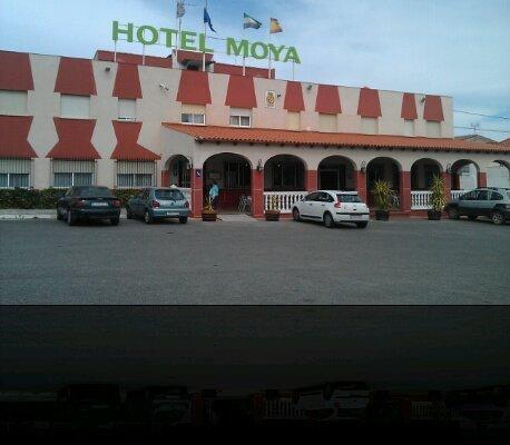 Отель Hotel Moya