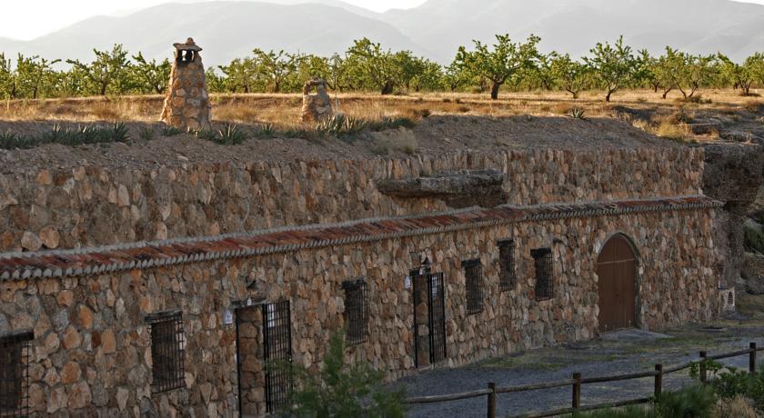 Отель Cuevas el Torriblanco