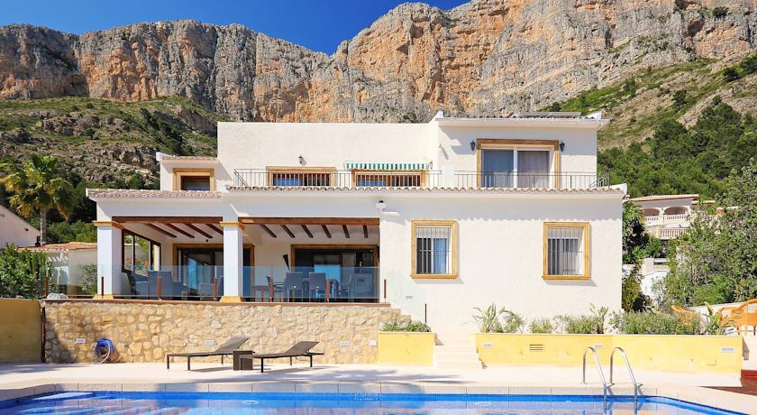 Апартаменты Holiday home Centauro Jávea