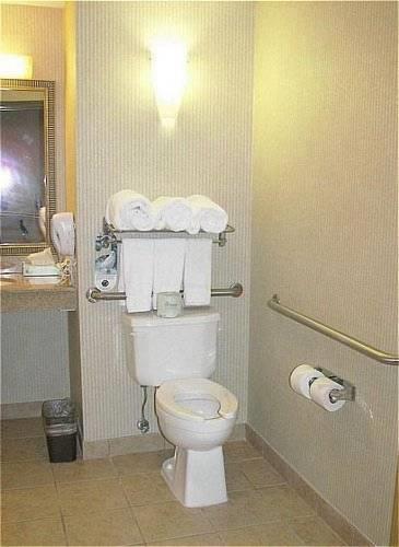 Отель Holiday Inn POPLAR BLUFF
