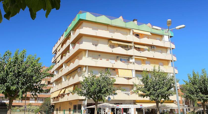 Апартаменты Apartment Roger de Llúria Pineda de Mar