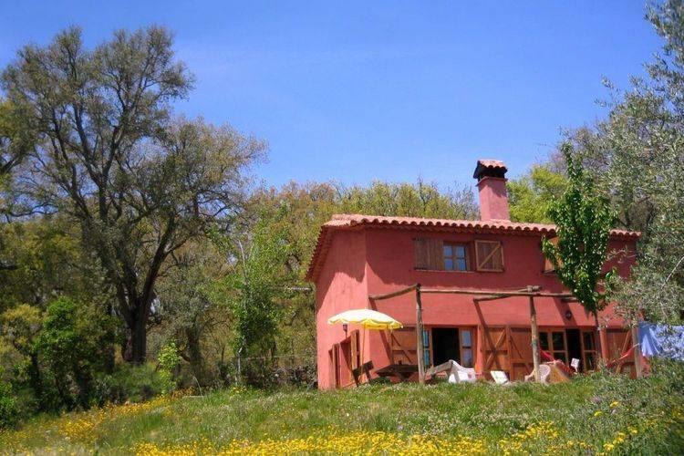 Отель Holiday Home Roja Galaroza