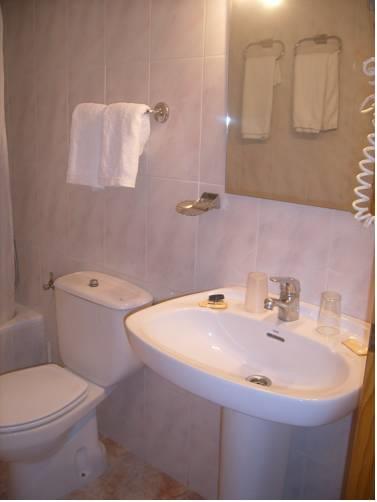 Гостевой дом Hostal Montual