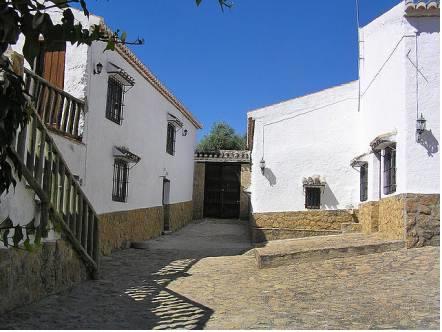 Отель Holiday Home Casa La Cocinilla Algarinejo
