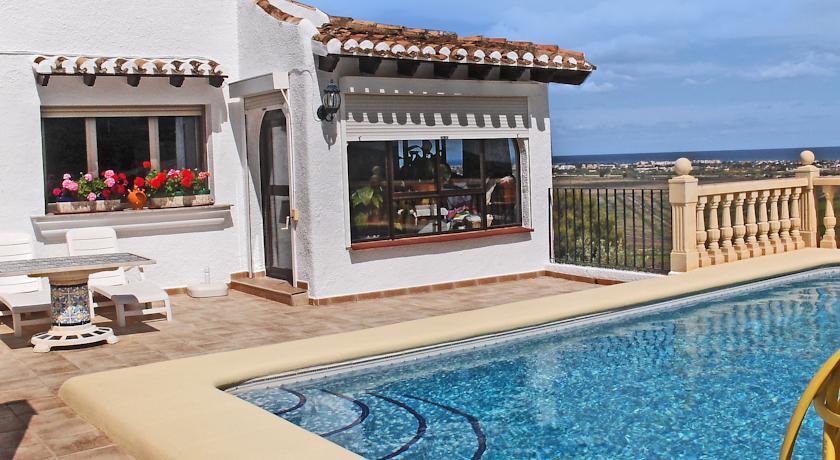 Апартаменты Holiday home Casa Olvido-Girasoles Pego