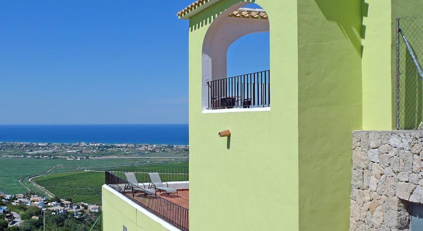 Апартаменты Holiday home Casa Pistacho Pego