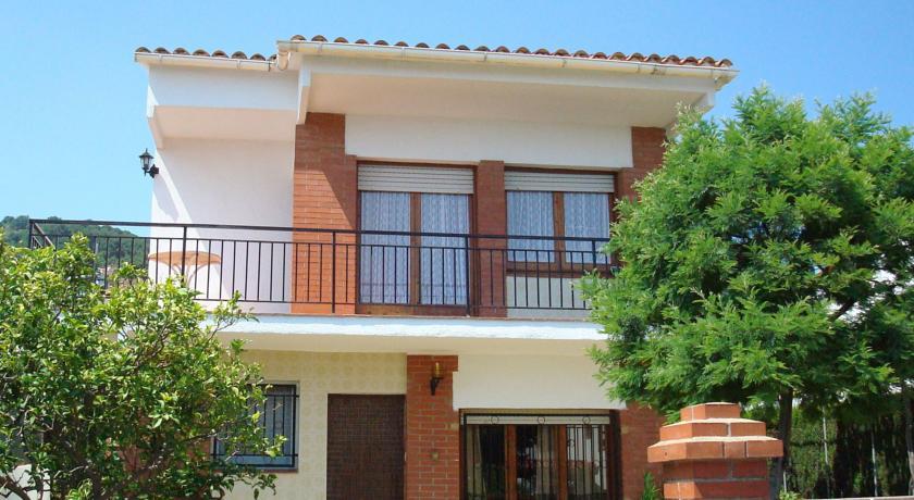 Апартаменты Holiday Home Pinemar Pineda De Mar