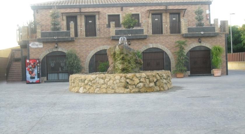 Гостевой дом Hostal San Vicente I