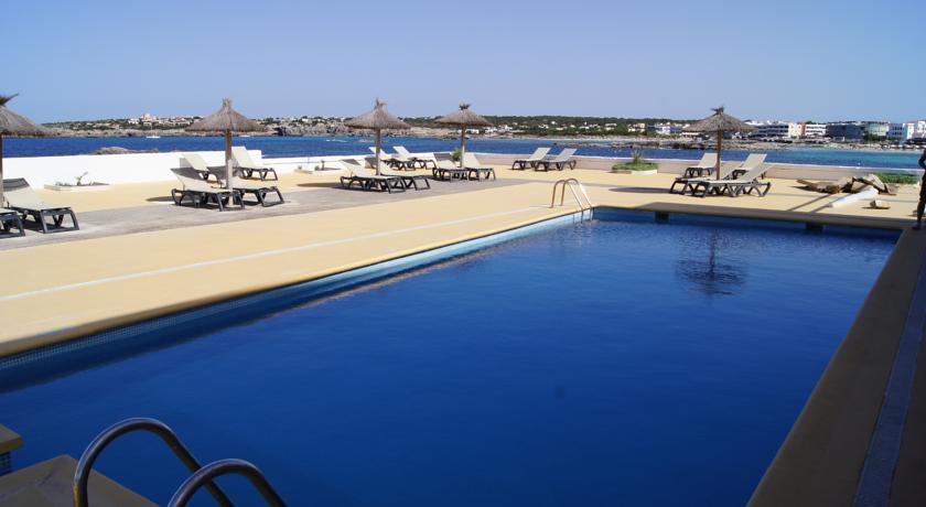 Отель Hotel Roca Bella