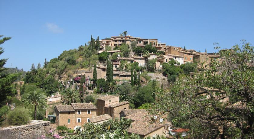Апартаменты Holiday Home Can Valenti Deia
