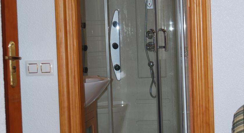 Гостевой дом Hostal Cazalegas
