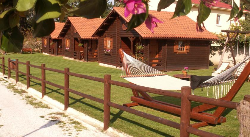 Отель Cabañas de Lires