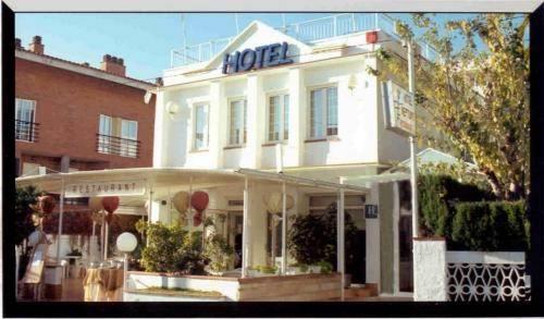 Отель Hotel Neptuno